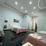 Savastano House