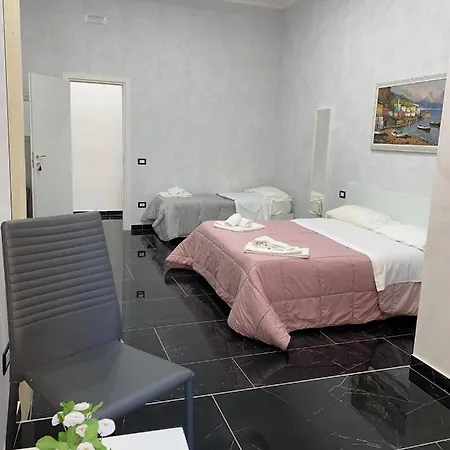 Savastano House 4* Nápoles